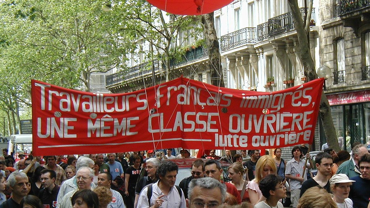 Illustration - À bas tous les racismes, vive la lutte des travailleurs&nbsp;!
